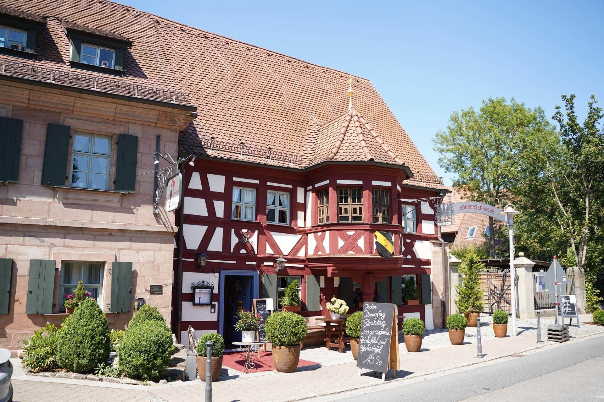 Hotel Restaurant Schwarzer Adler, Uttenreuth - Kontakt